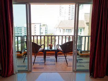 Pattaya Blue Sky Hotel Eksteriør billede