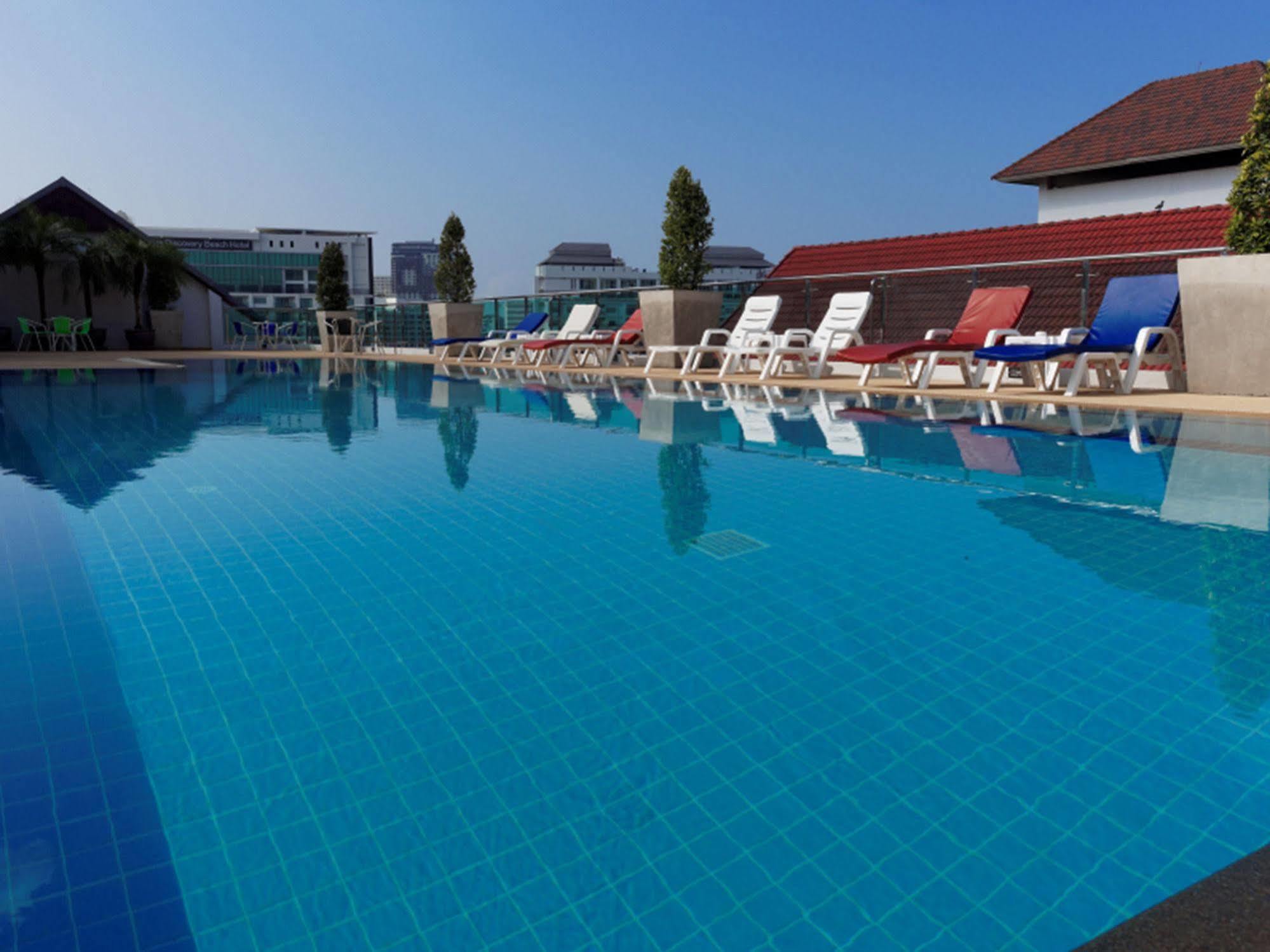 Pattaya Blue Sky Hotel Eksteriør billede